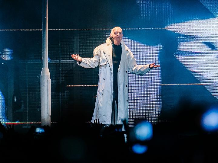Pet Shop Boys por María Loreto Plaza, Bizarro.